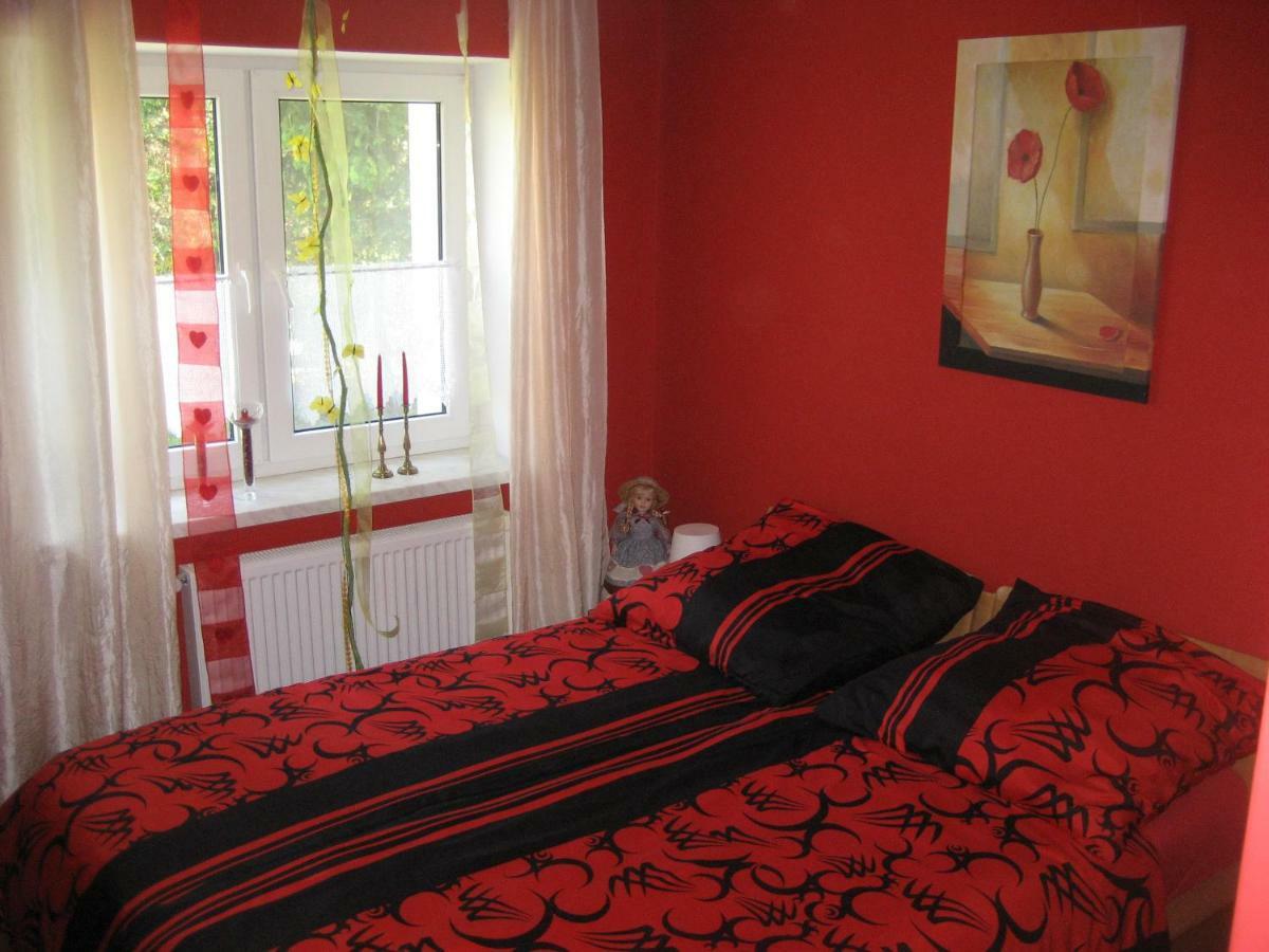 Pokoje Przy Kominie Piecki  Extérieur photo