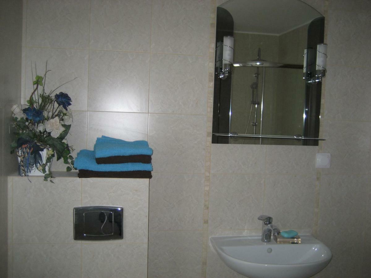 Pokoje Przy Kominie Piecki  Extérieur photo